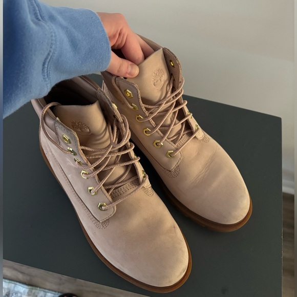 Timberland Shoes - Timberland Women's Lace-Up Tan Boots